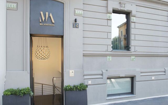 Отель Mia Aparthotel Милан вид на фасад