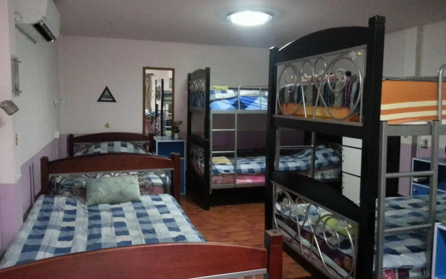 Kikies House