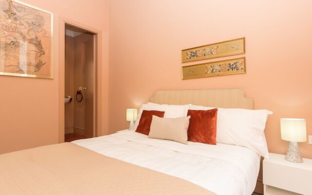 Отель Rental in Rome Augustus Terrace Deluxe вид на фасад