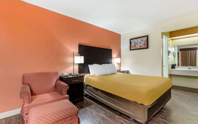 Econo Lodge Urbandale