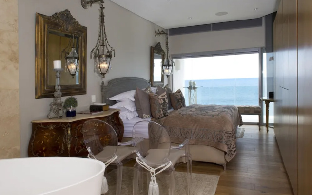 Clifton Spectacular Ocean View Apartment