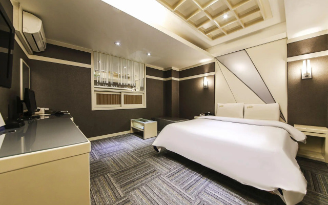 Bundang Regency Hotel