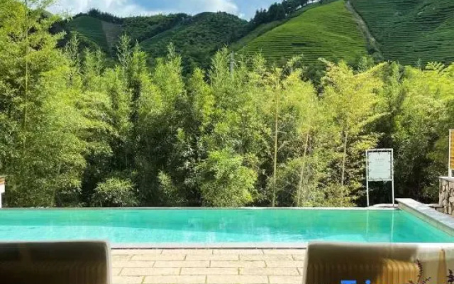 Huzhou Miaoxi Slide Meisu