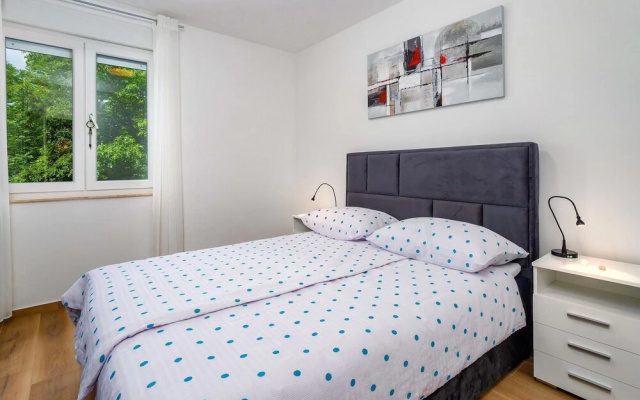 Amazing Apartment in Mucici With Wifi and 1 Bedrooms