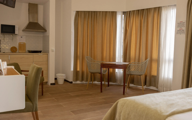 Bravamar Hotel