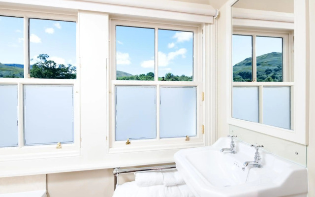 Loch Lomond Arms Hotel