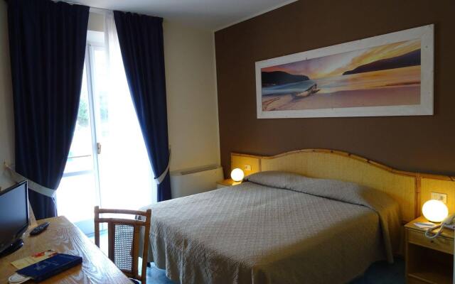 Hotel Desiree Проччио комната для гостей