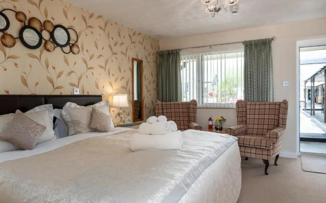 Estuary Lodge B&B