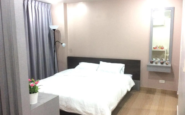 Aparthotel Live at Home Sukhumvit 105