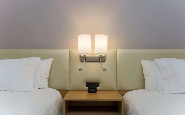 Hilton Garden Inn Bakersfield