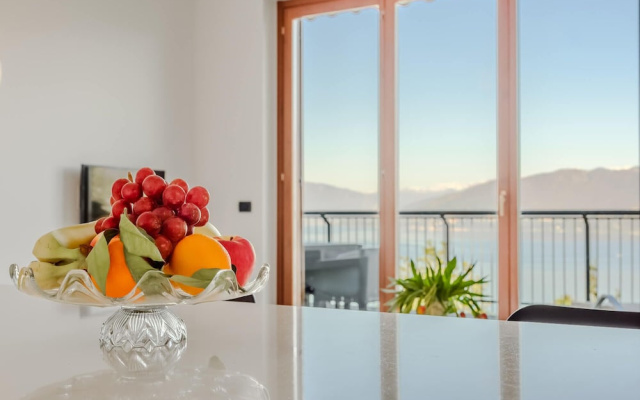 Stunning 1 bed Lake Maggiore Apartment