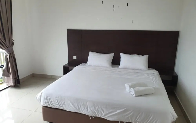 OYO Home 90436 Marina Heights