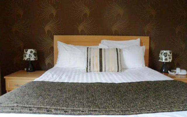 Queens Hotel
