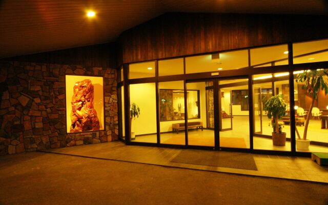 Yakushima Green Hotel Якусима вид на фасад
