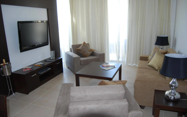 Amphora Hotel & Suites