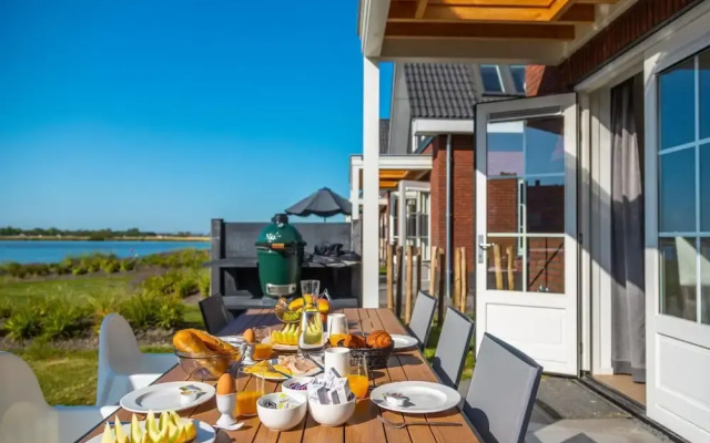 Beautiful House With Sauna Near Ijsselmeer