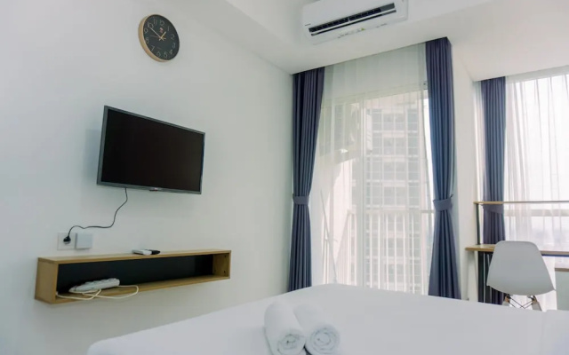 Good Deal And Homey Studio Pacific Garden Apartment