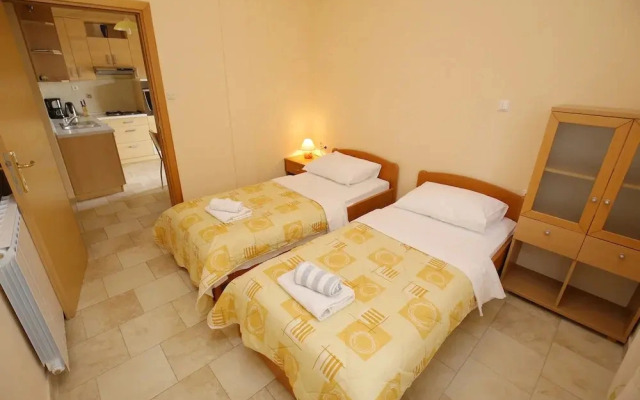Apartments Anaki