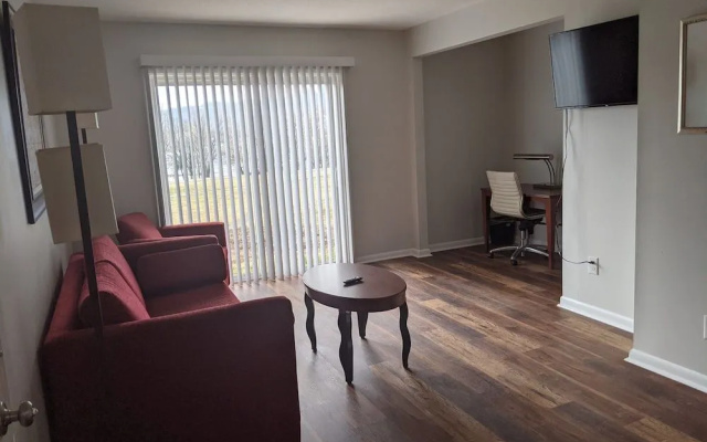 Ferry Street Suites