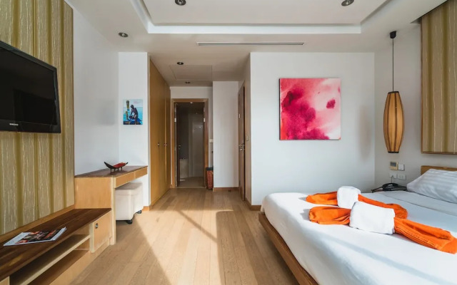 BangTao Beachfront by Lofty