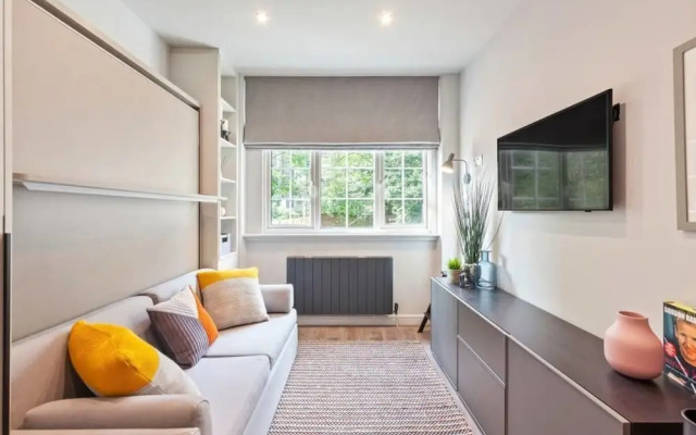 Modern Studio Flat W/king-size Bed in Camden Town