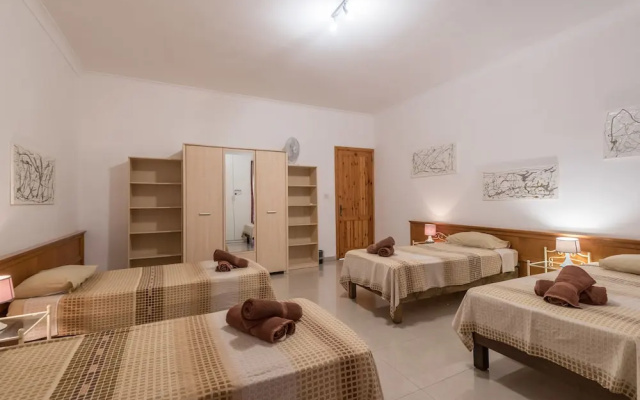 Seaspray Apartments