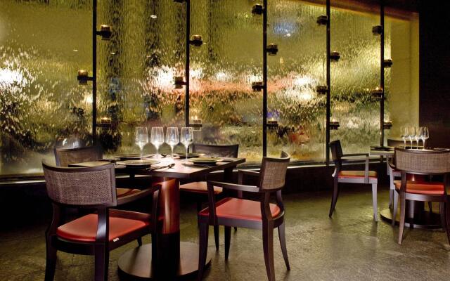 Отель Le Meridien New Delhi Нью-Дели питание
