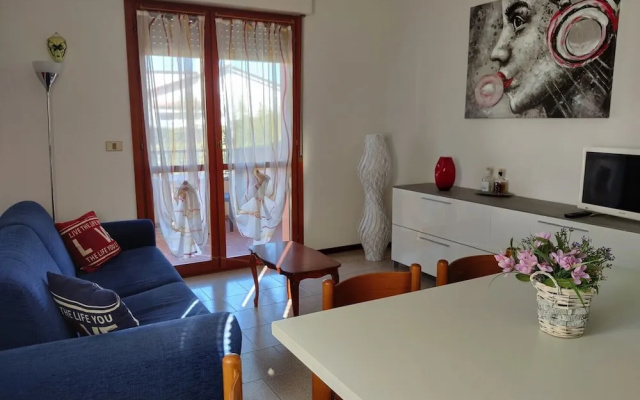 Charming Apartment Close to the Beach