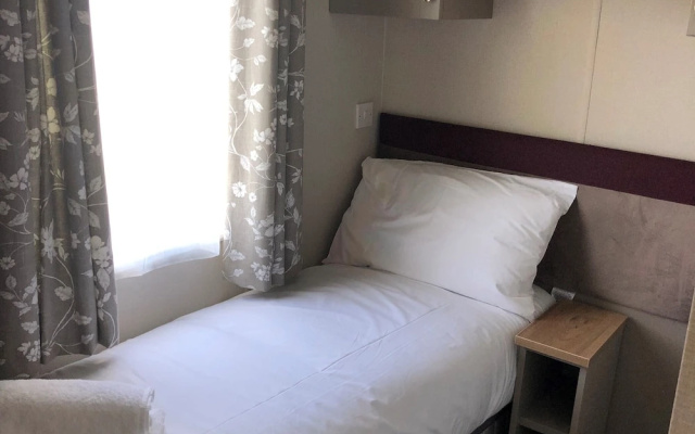 Imacculate Abingdon 14 3 bed Lodge