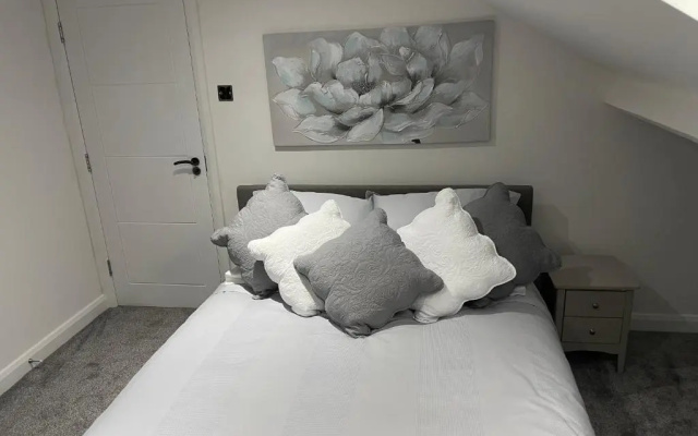 The Welcome Apartment