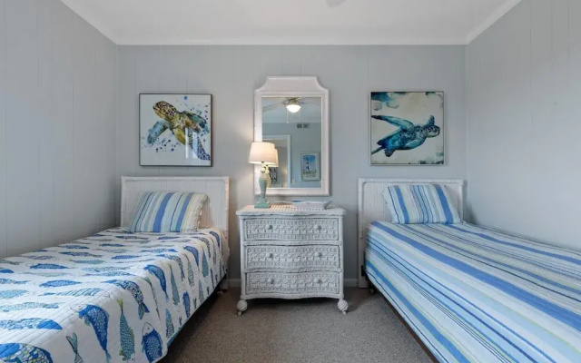 Southwinds J12 2 Bedroom Condo by RedAwning