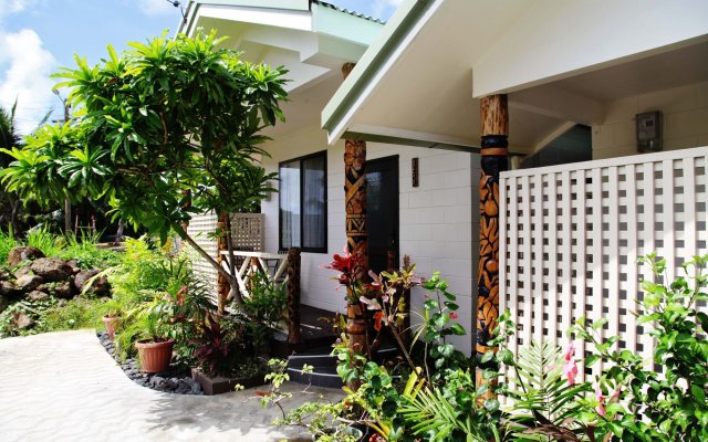 Moanalisa Hotel in Siumu, Samoa from 85$, photos, reviews - zenhotels.com hotel front