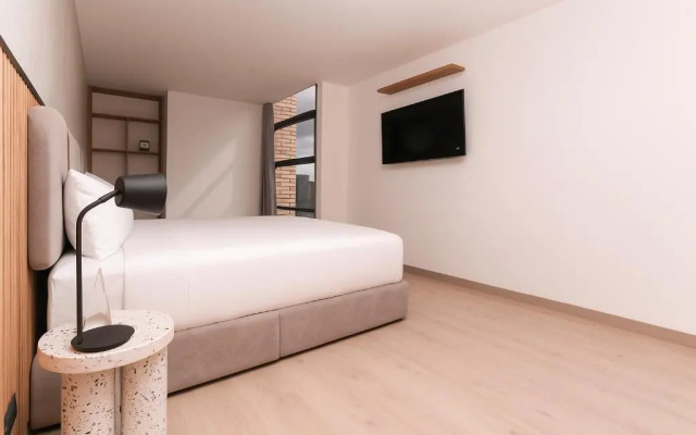 Metropolitan Living by HOUSY