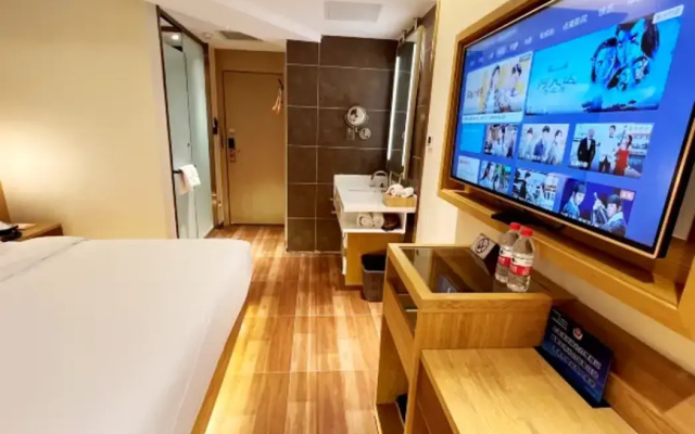 JAMES JOYCE Coffetel(Beijing Communication University Shuangqiao Subway Station Wanda Plaza)