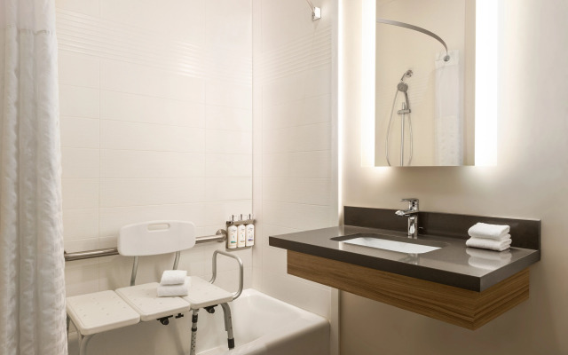 Candlewood Suites Frederick by IHG