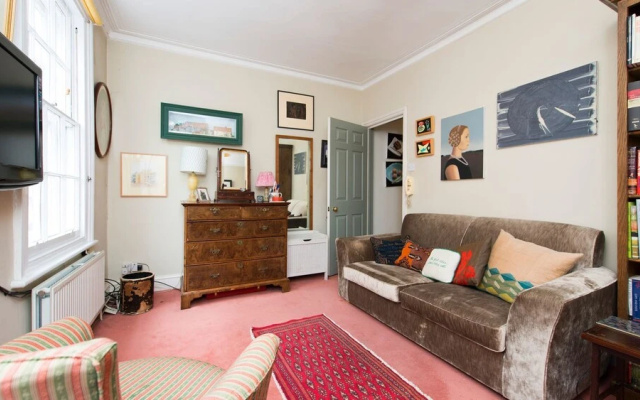Comfortable 7BR Family Home near Buckingham Palace
