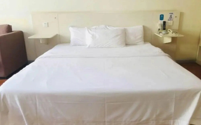 huatin Ruili Hotel