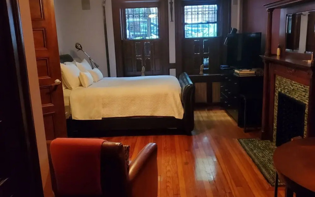 West119thB&B