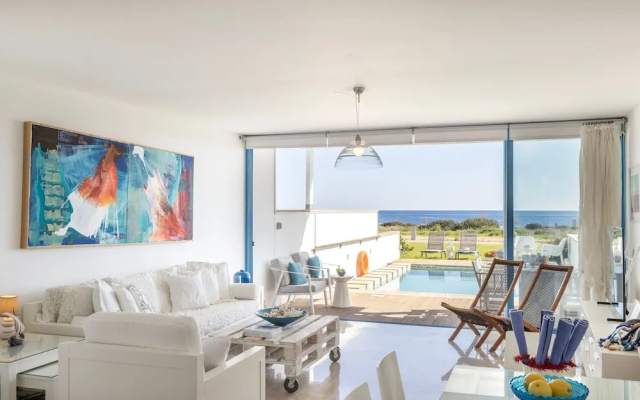 Protaras Seafront Villa Galene Del Mar