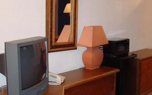 Four Seasons Inn