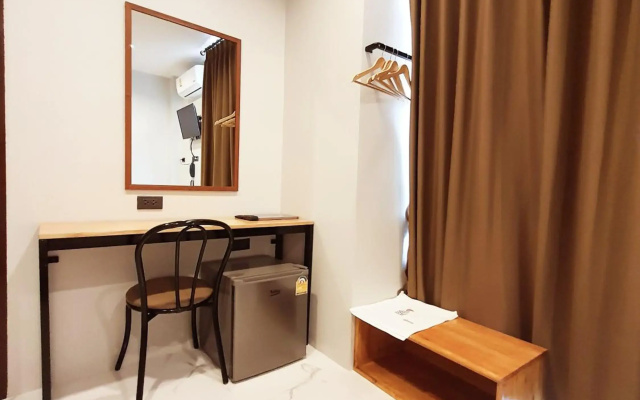 SUhotel Suratthani
