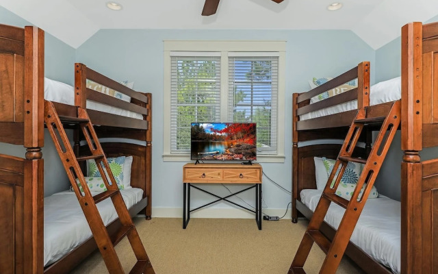 Bungalos 2472 G 3BR BA 10