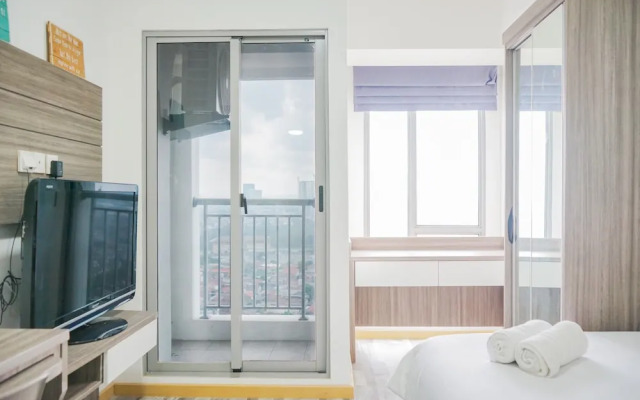Strategic Studio Apartment with Extra Bed at M-Town Residence