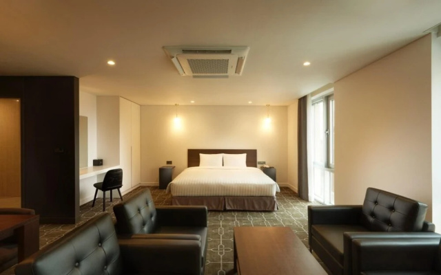 Hotel Anobli