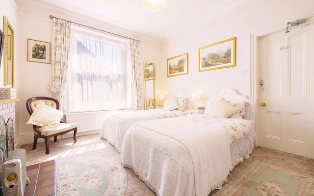 Braemar Guest House
