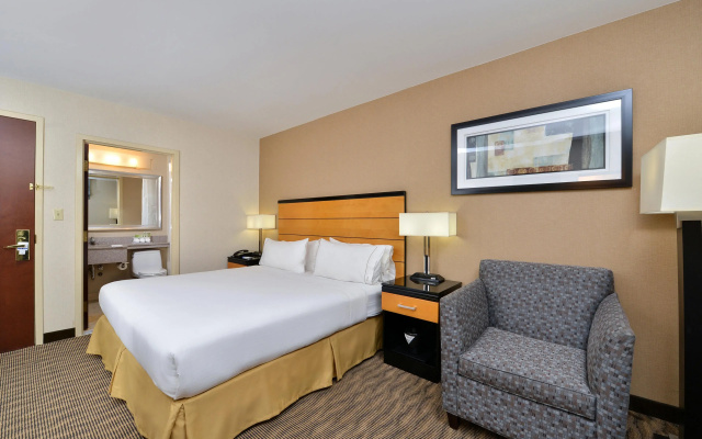 Holiday Inn Express Kennedy Airport