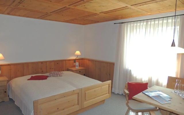 Hotel Engiadina
