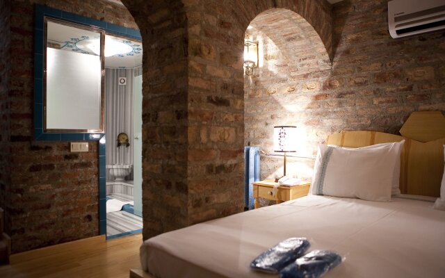 Niles Hotel Istanbul - Special Class Турция, Стамбул - 1 отзыв об отеле, цены и фото номеров - забронировать отель Niles Hotel Istanbul - Special Class онлайн комната для гостей