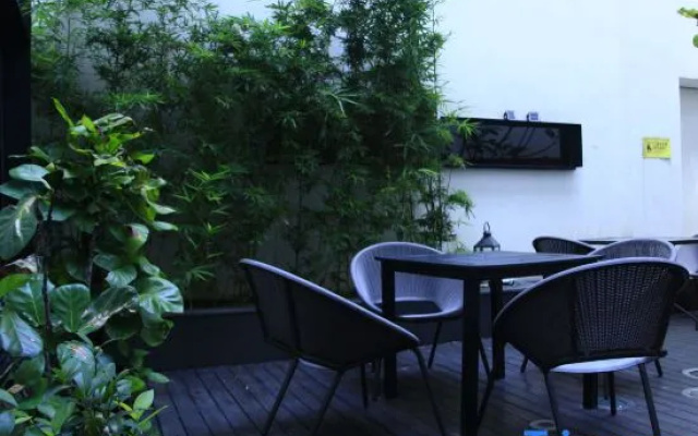 Pushe Garden Art Hotel