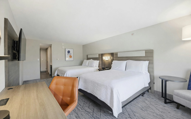 Holiday Inn Express And Suites Raleigh West Lenovo Center by IHG